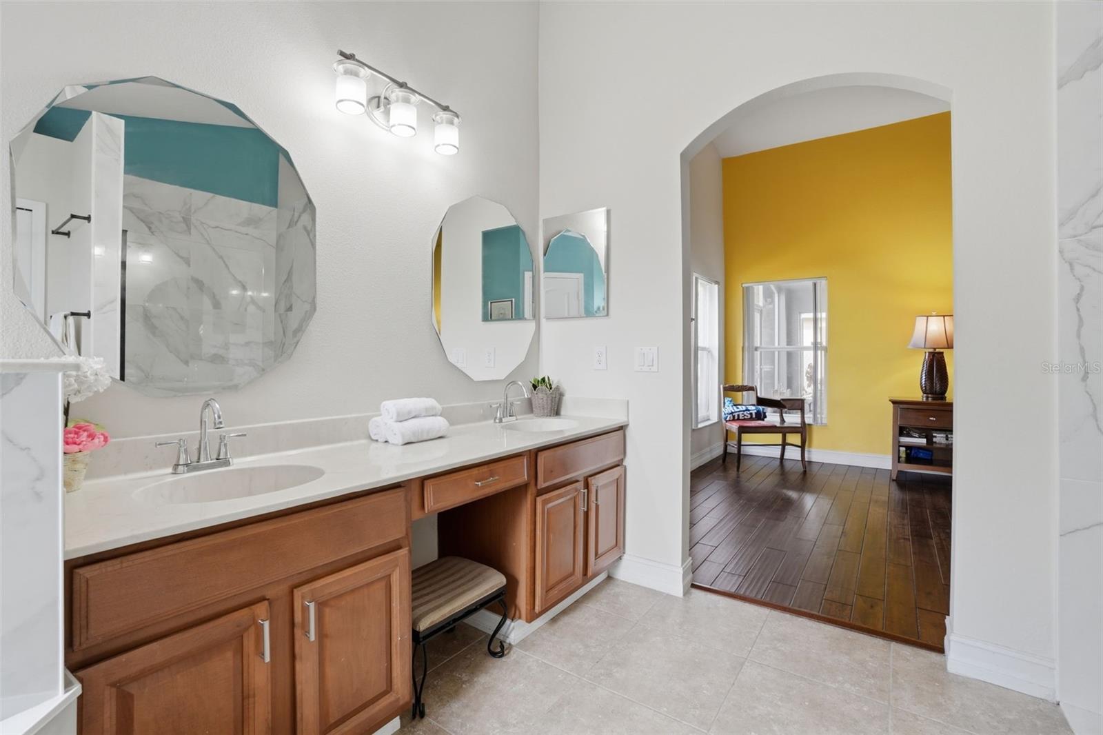 Image 27 of 49 For 16525 Cedar Run Drive