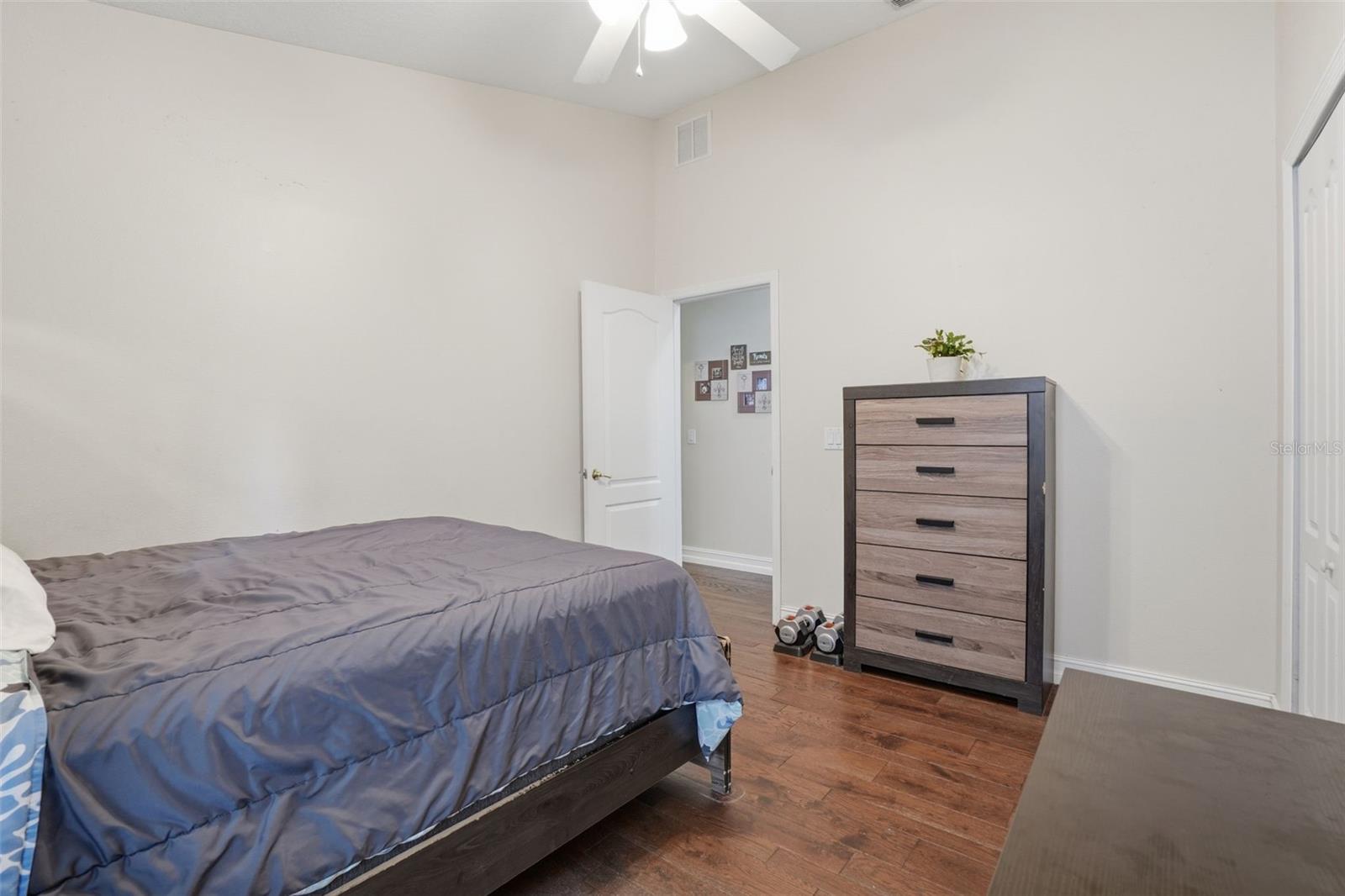 Image 34 of 49 For 16525 Cedar Run Drive