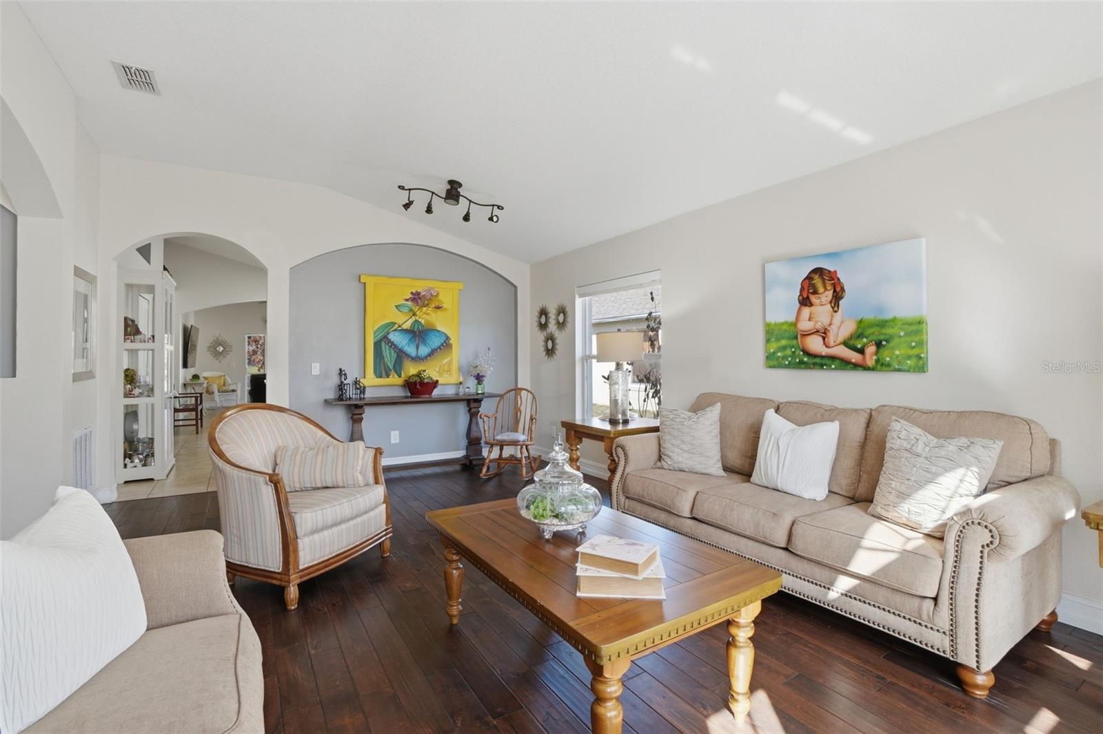 Image 9 of 49 For 16525 Cedar Run Drive