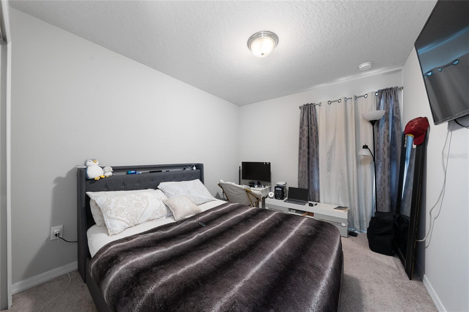 Image 9 of 19 For 2043 Harebell Lane