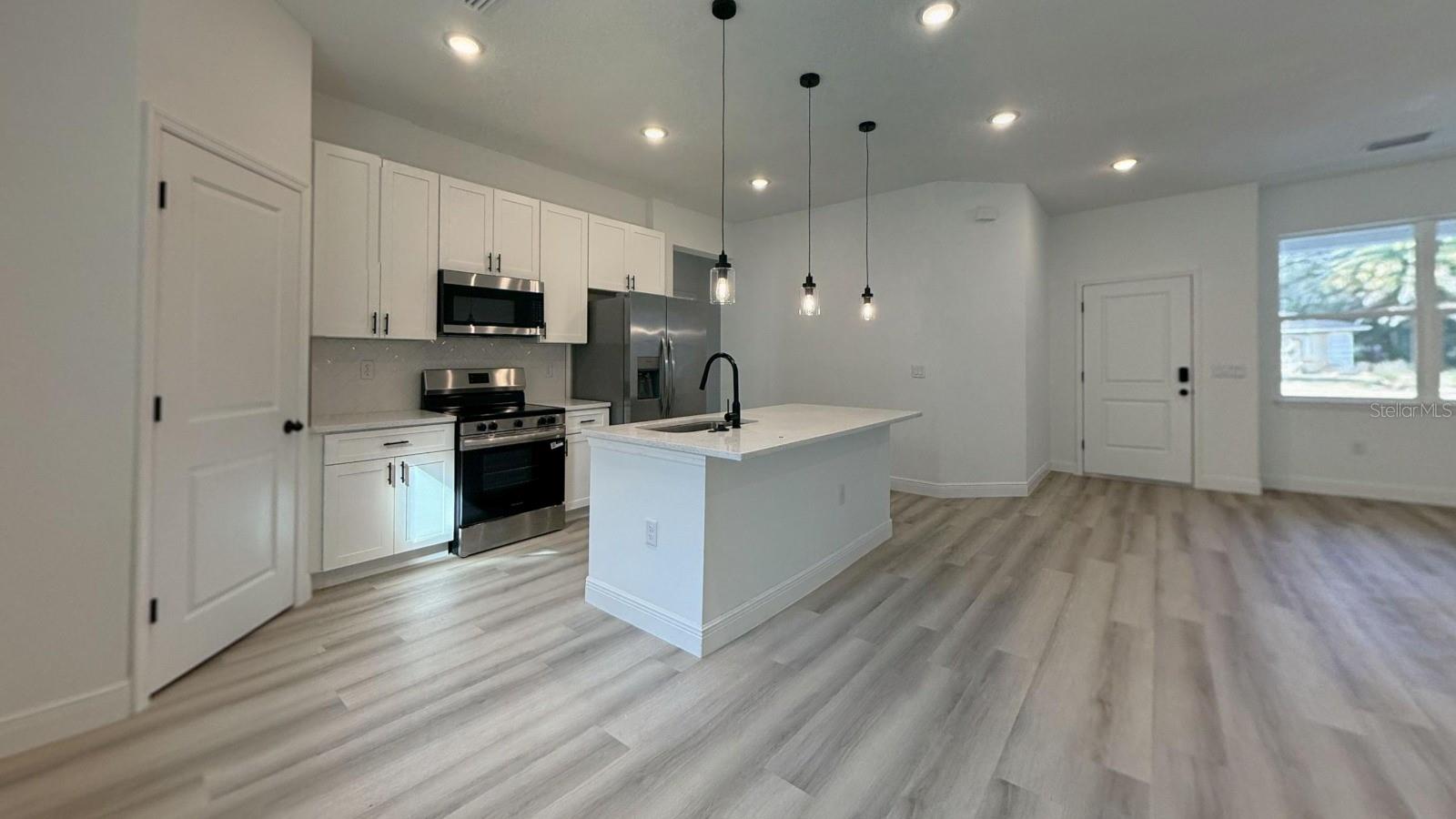 Image 4 of 19 For 6327 Hobson Terrace