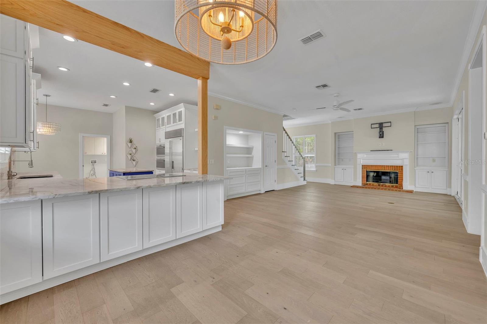 Image 16 of 53 For 1441 Place Vendome