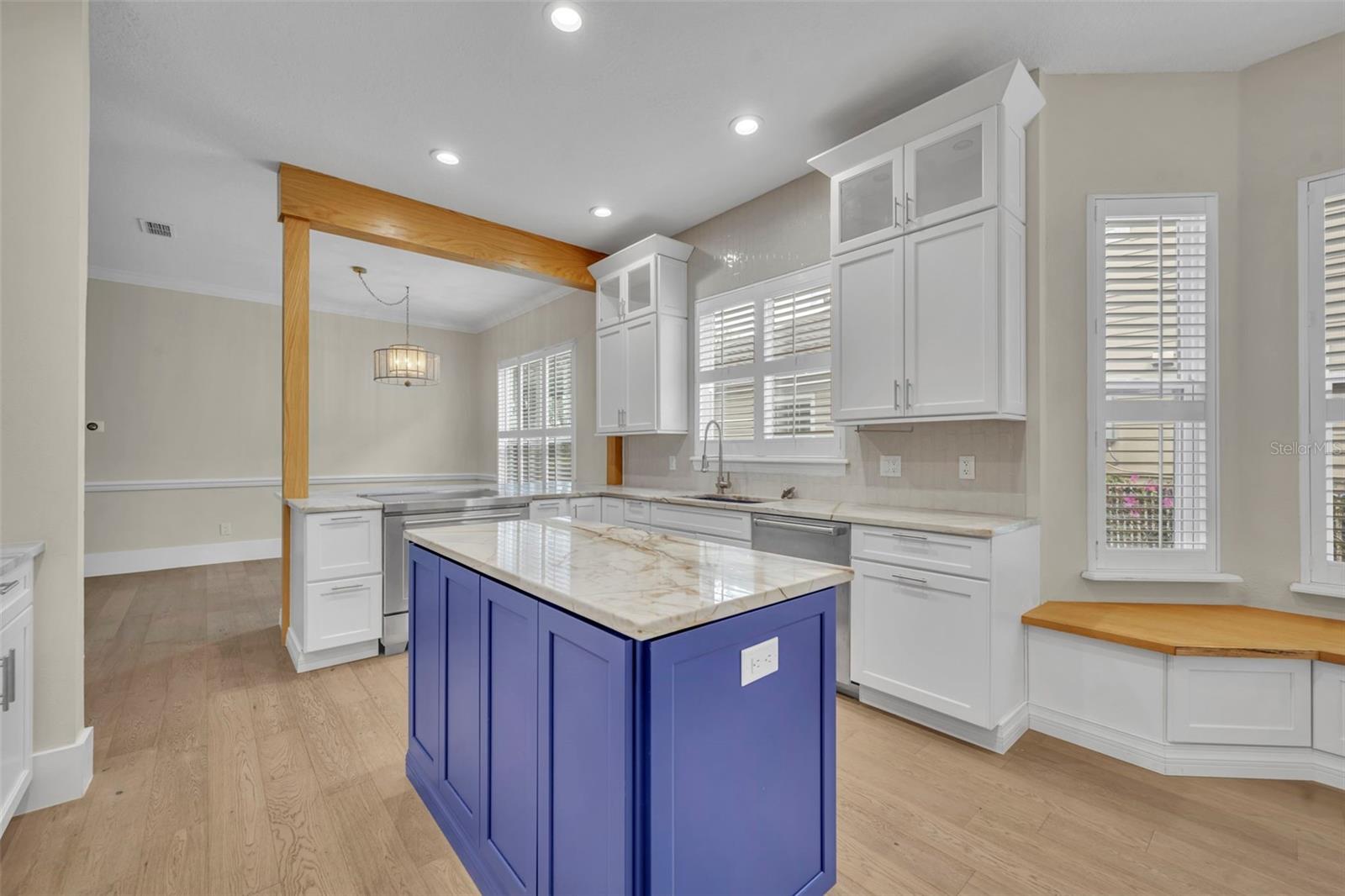 Image 22 of 53 For 1441 Place Vendome