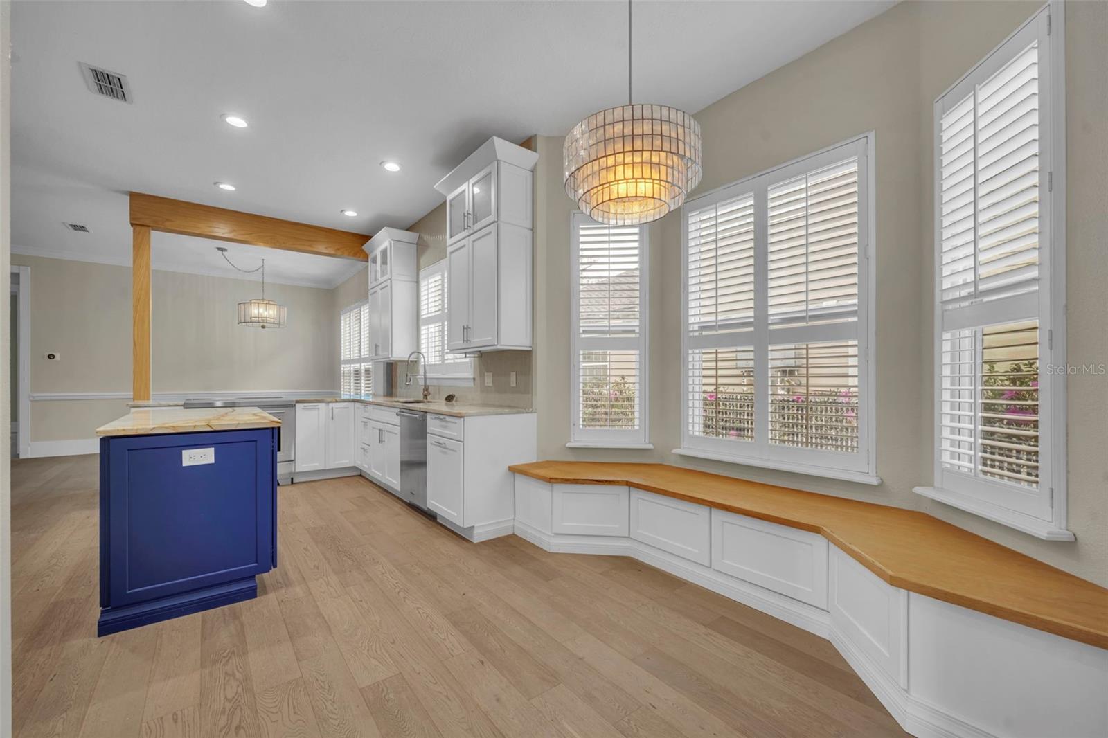 Image 24 of 53 For 1441 Place Vendome