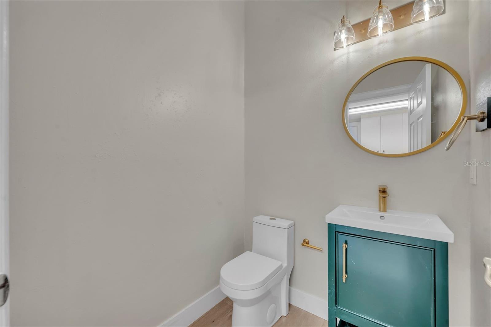 Image 25 of 53 For 1441 Place Vendome