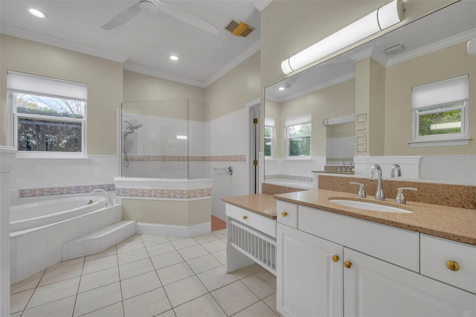 Image 30 of 53 For 1441 Place Vendome