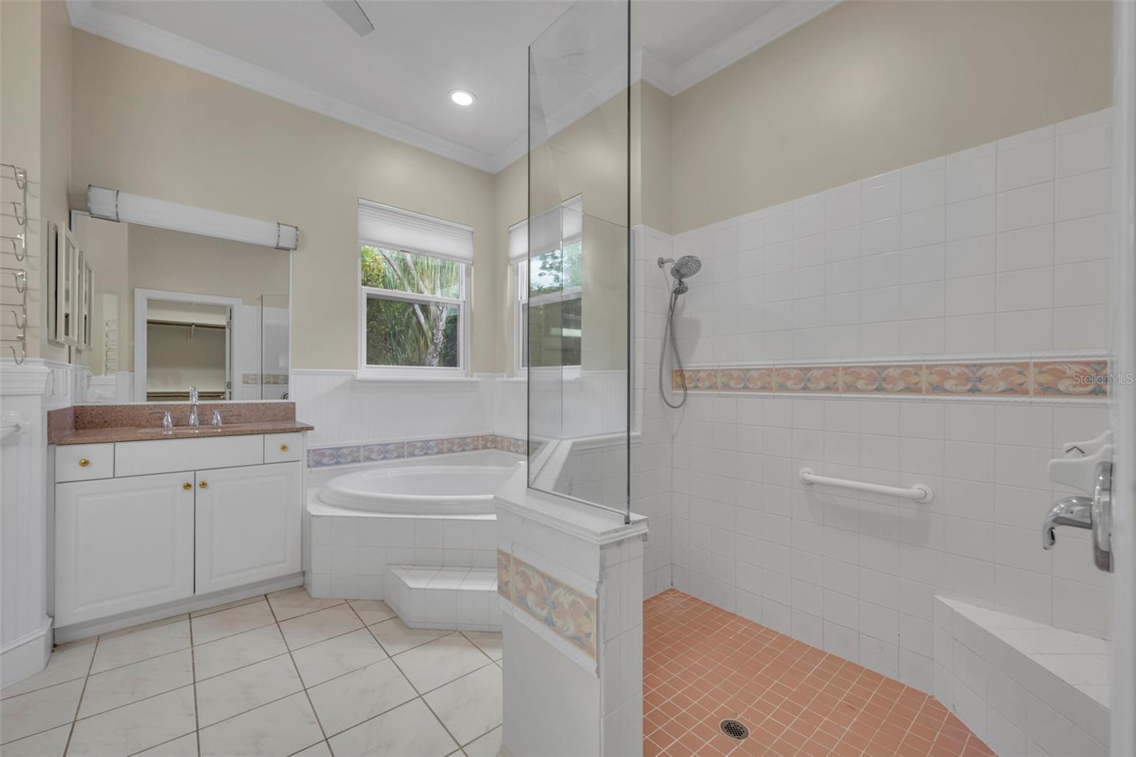 Image 32 of 53 For 1441 Place Vendome