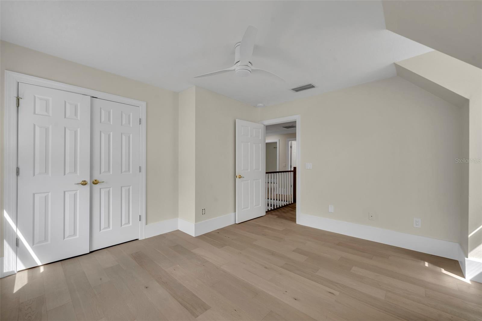 Image 37 of 53 For 1441 Place Vendome