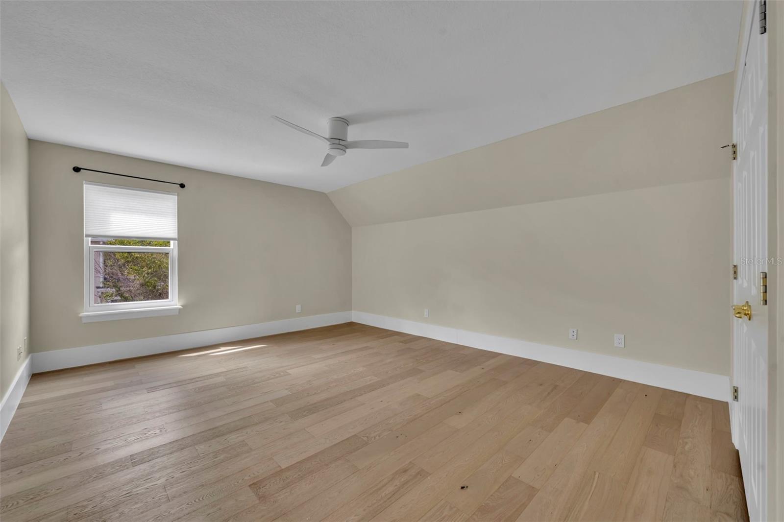 Image 40 of 53 For 1441 Place Vendome