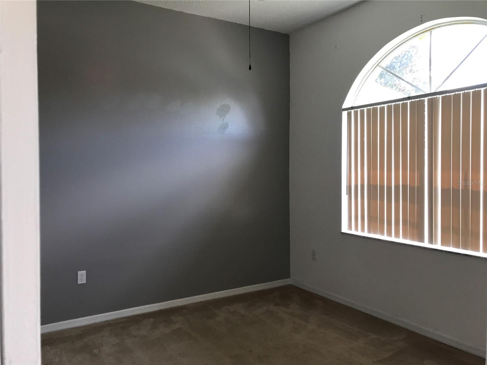 Image 11 of 14 For 12058 Blackheath Circle