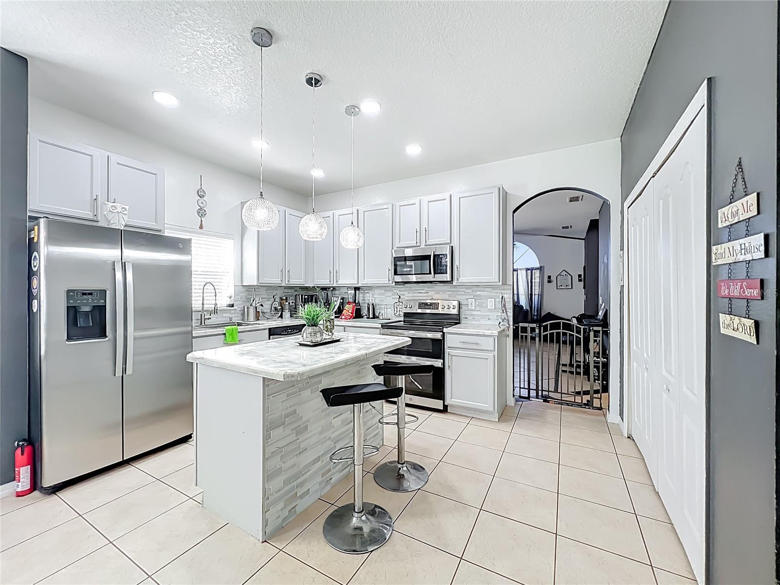 Image 13 of 38 For 109 Islamorada Way