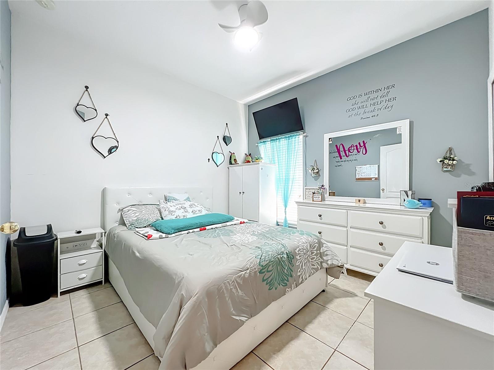 Image 25 of 38 For 109 Islamorada Way