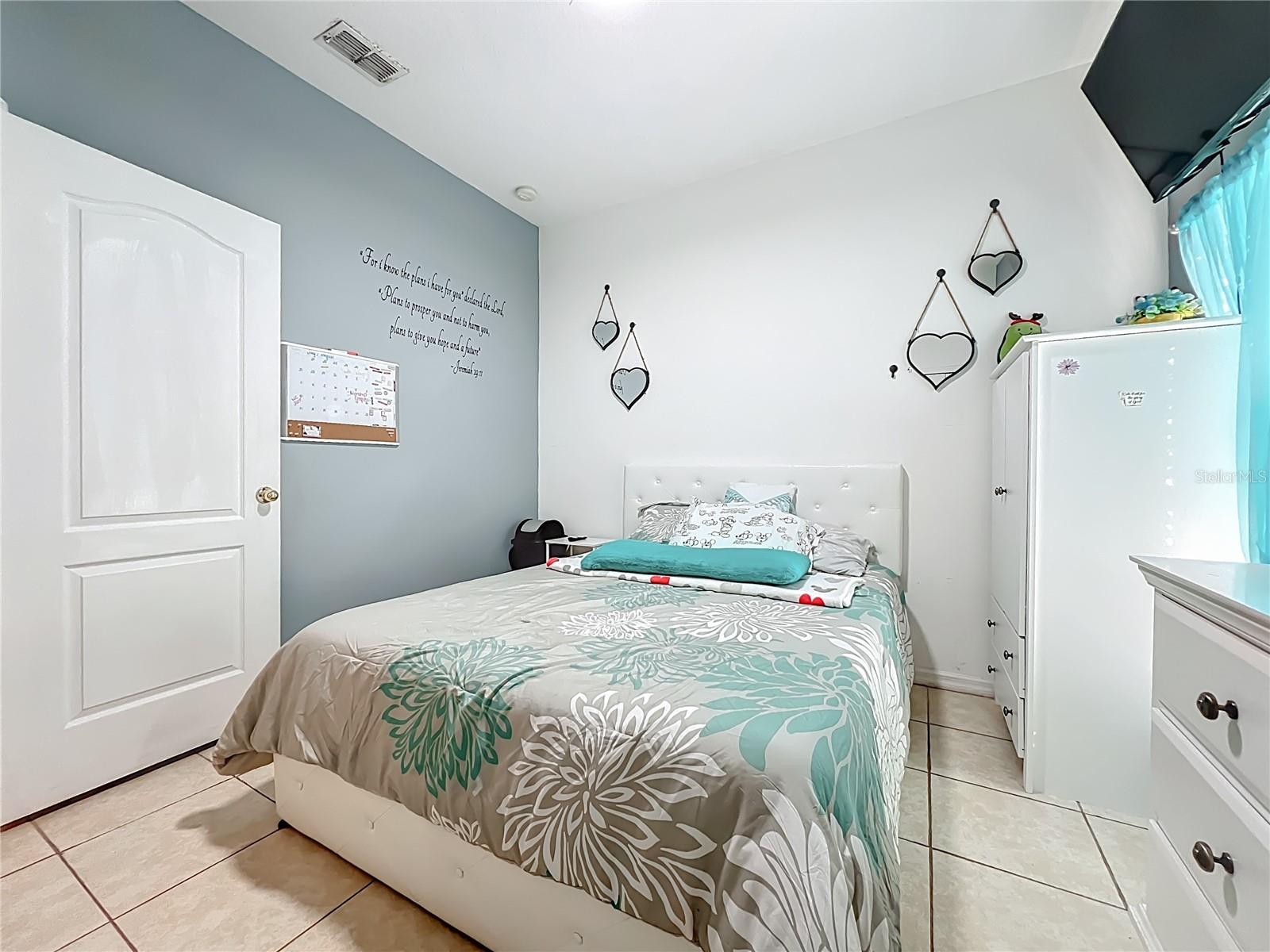 Image 26 of 38 For 109 Islamorada Way