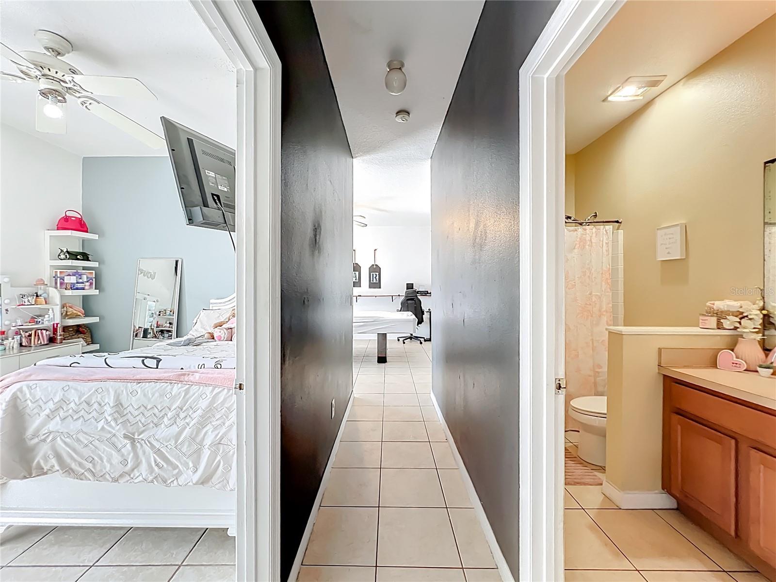 Image 30 of 38 For 109 Islamorada Way