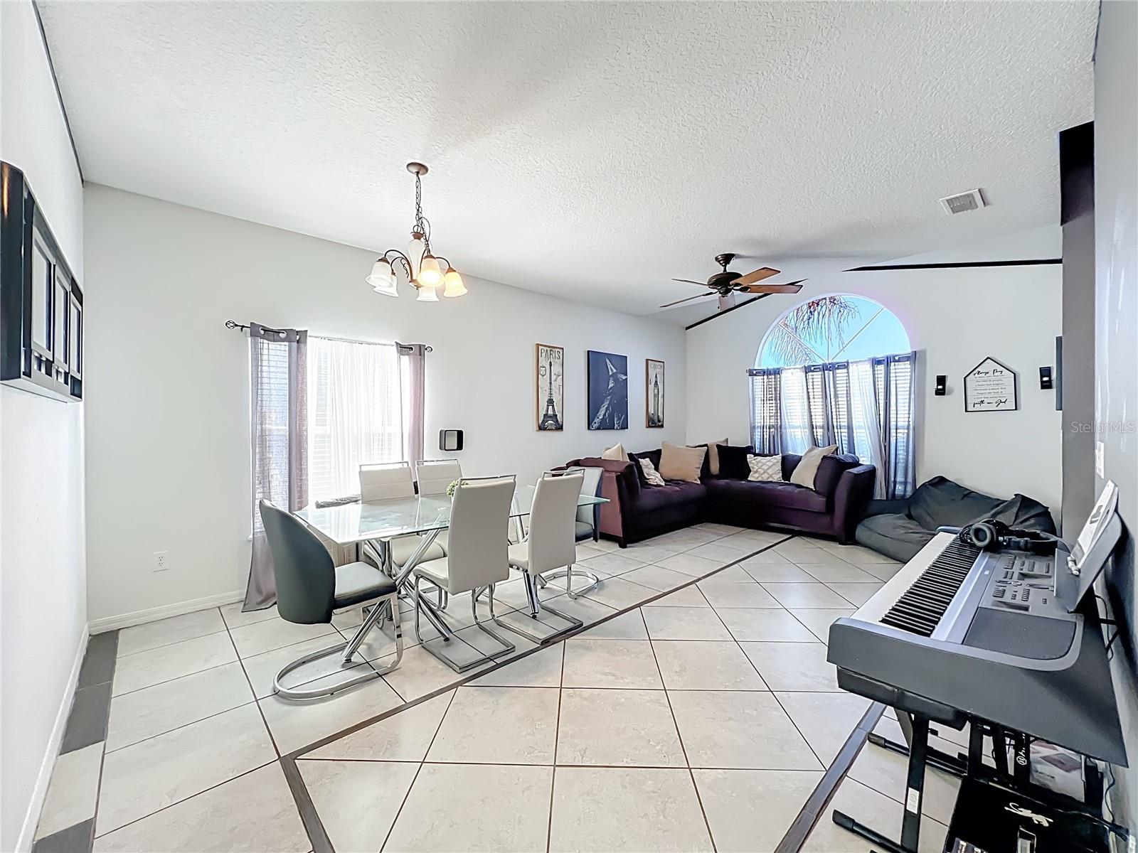 Image 9 of 38 For 109 Islamorada Way