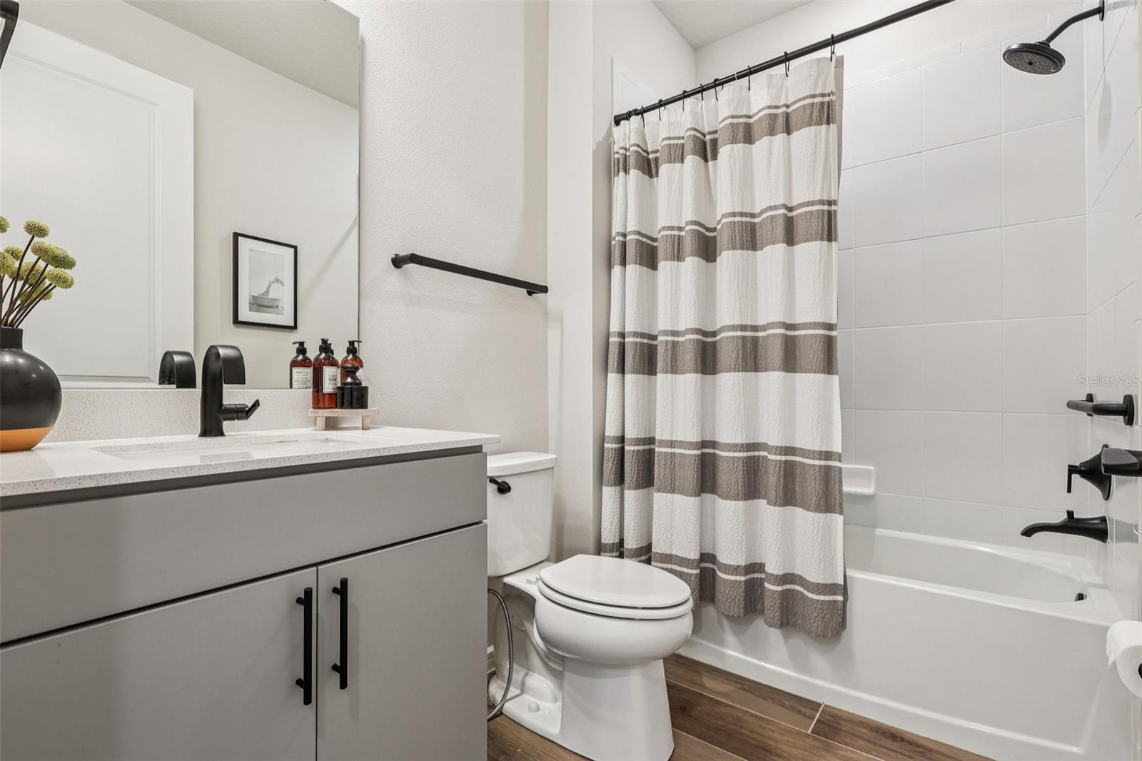 Image 17 of 52 For 13847 Destin Beach Lane