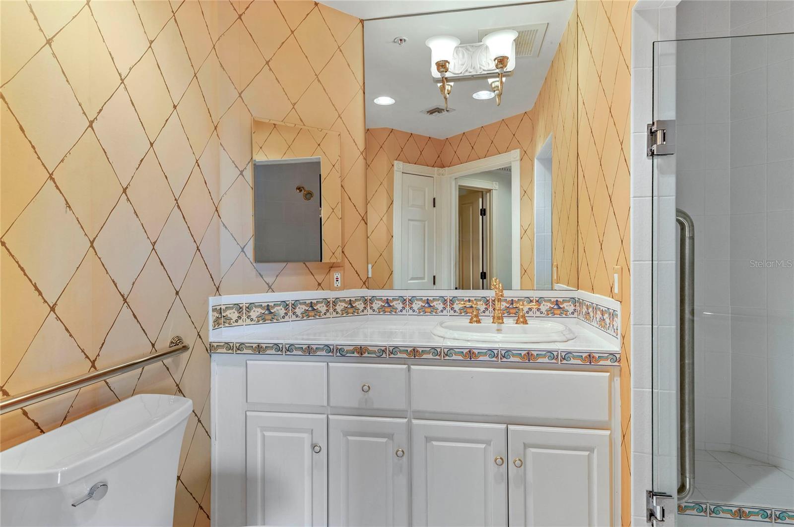 Image 11 of 25 For 1110 Ivanhoe Boulevard 27