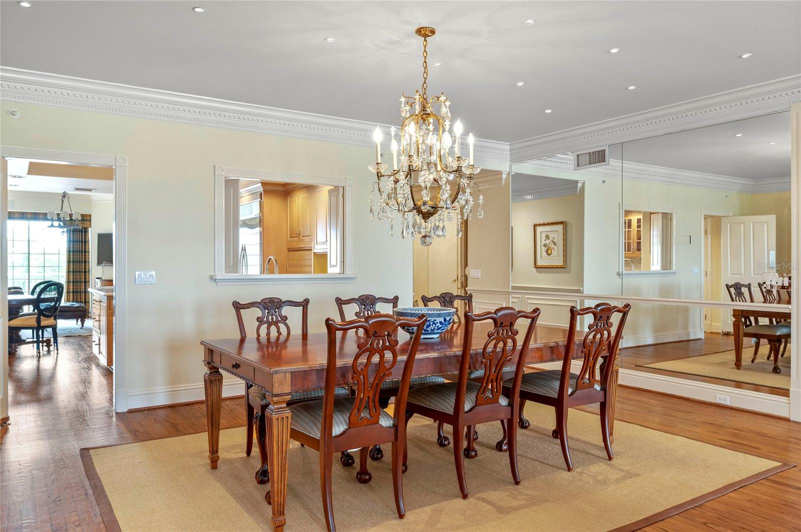 Image 19 of 25 For 1110 Ivanhoe Boulevard 27