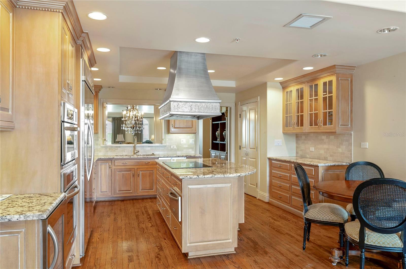 Image 6 of 25 For 1110 Ivanhoe Boulevard 27