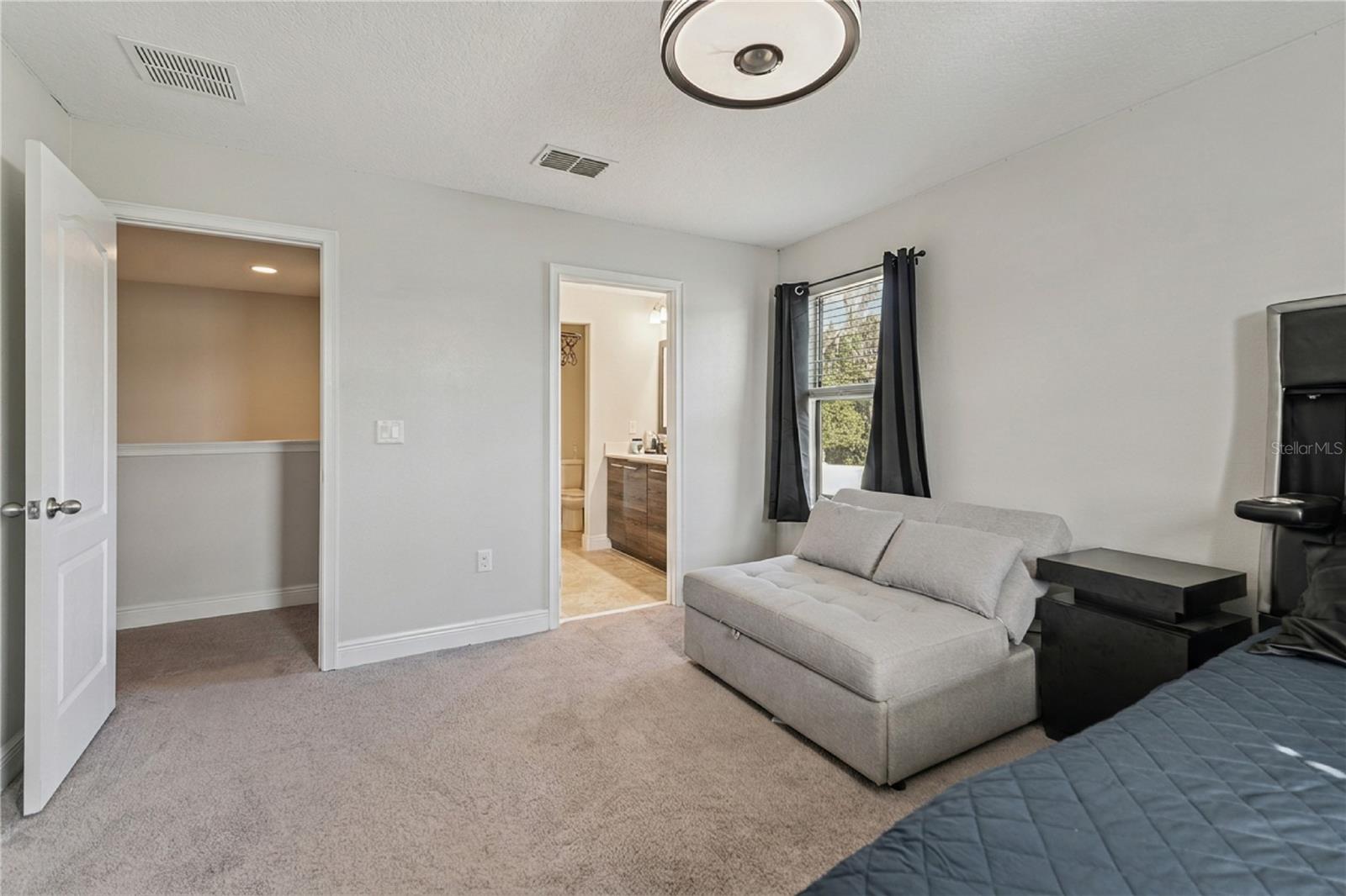 Image 32 of 39 For 130 Macaulay's Cove