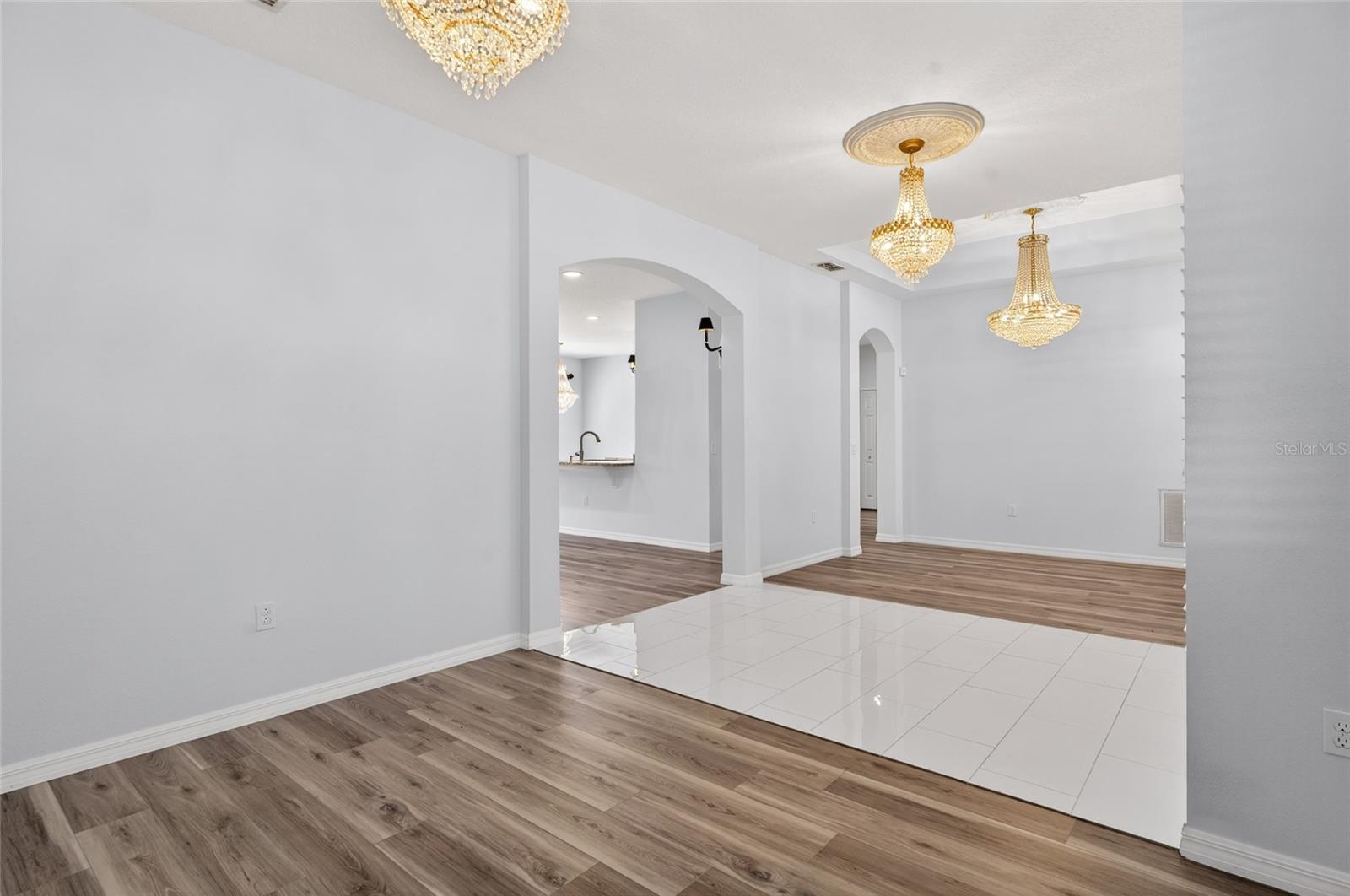 Image 17 of 48 For 611 Curly Fern Lane