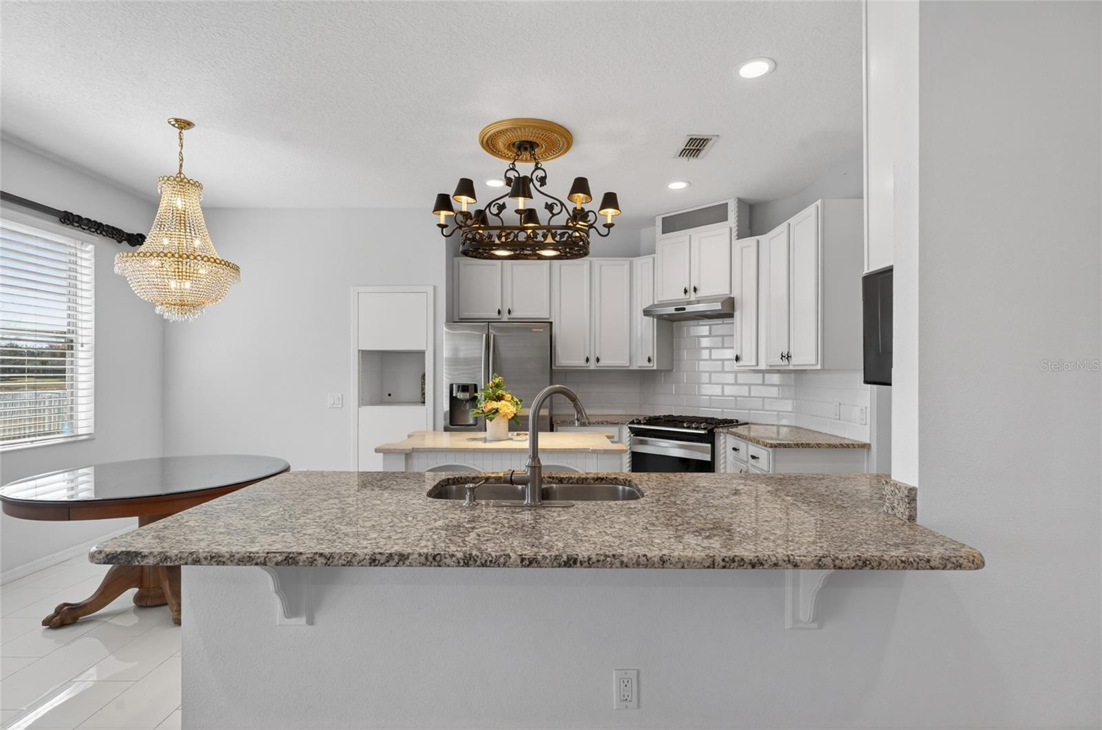 Image 22 of 48 For 611 Curly Fern Lane