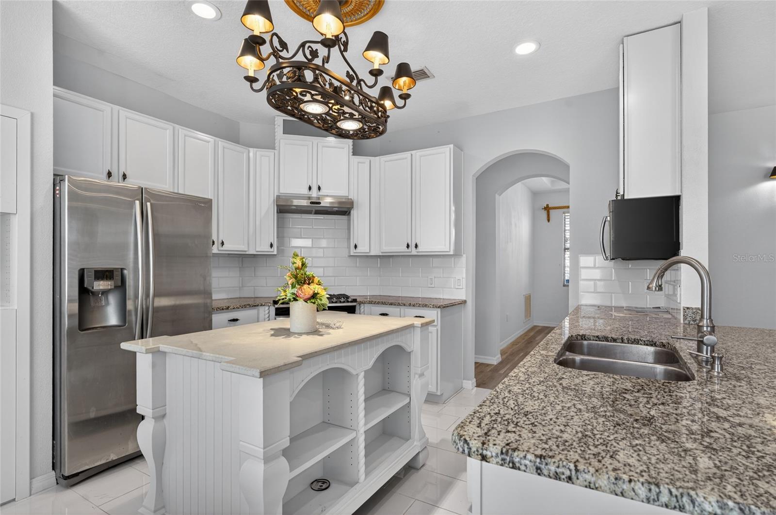 Image 23 of 48 For 611 Curly Fern Lane