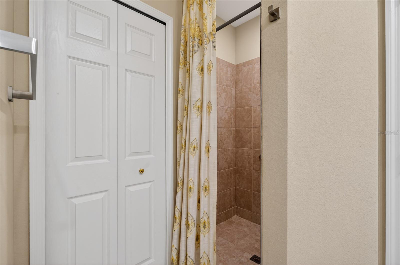 Image 36 of 48 For 611 Curly Fern Lane