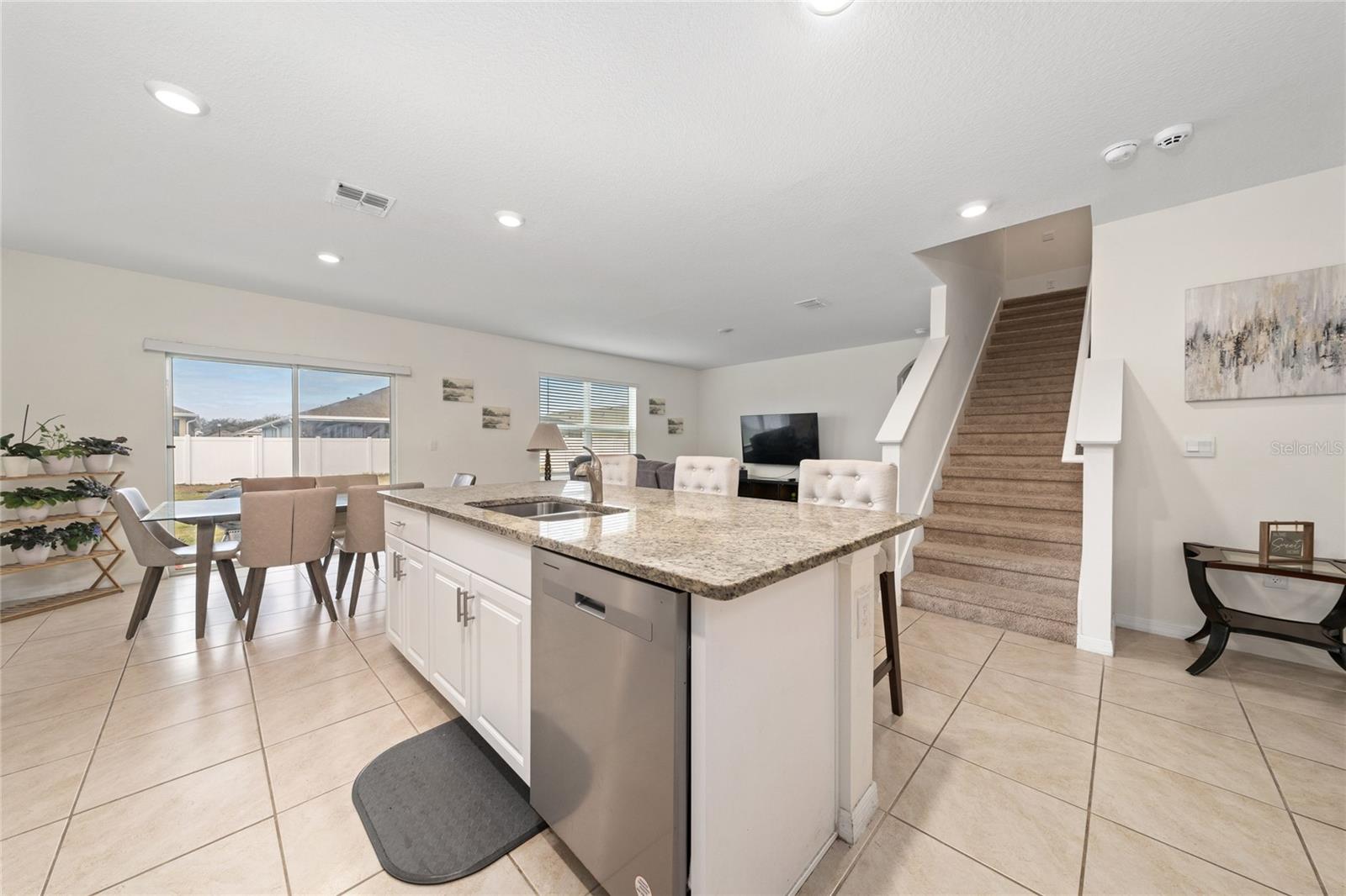 Image 16 of 39 For 1665 Barberry Drive