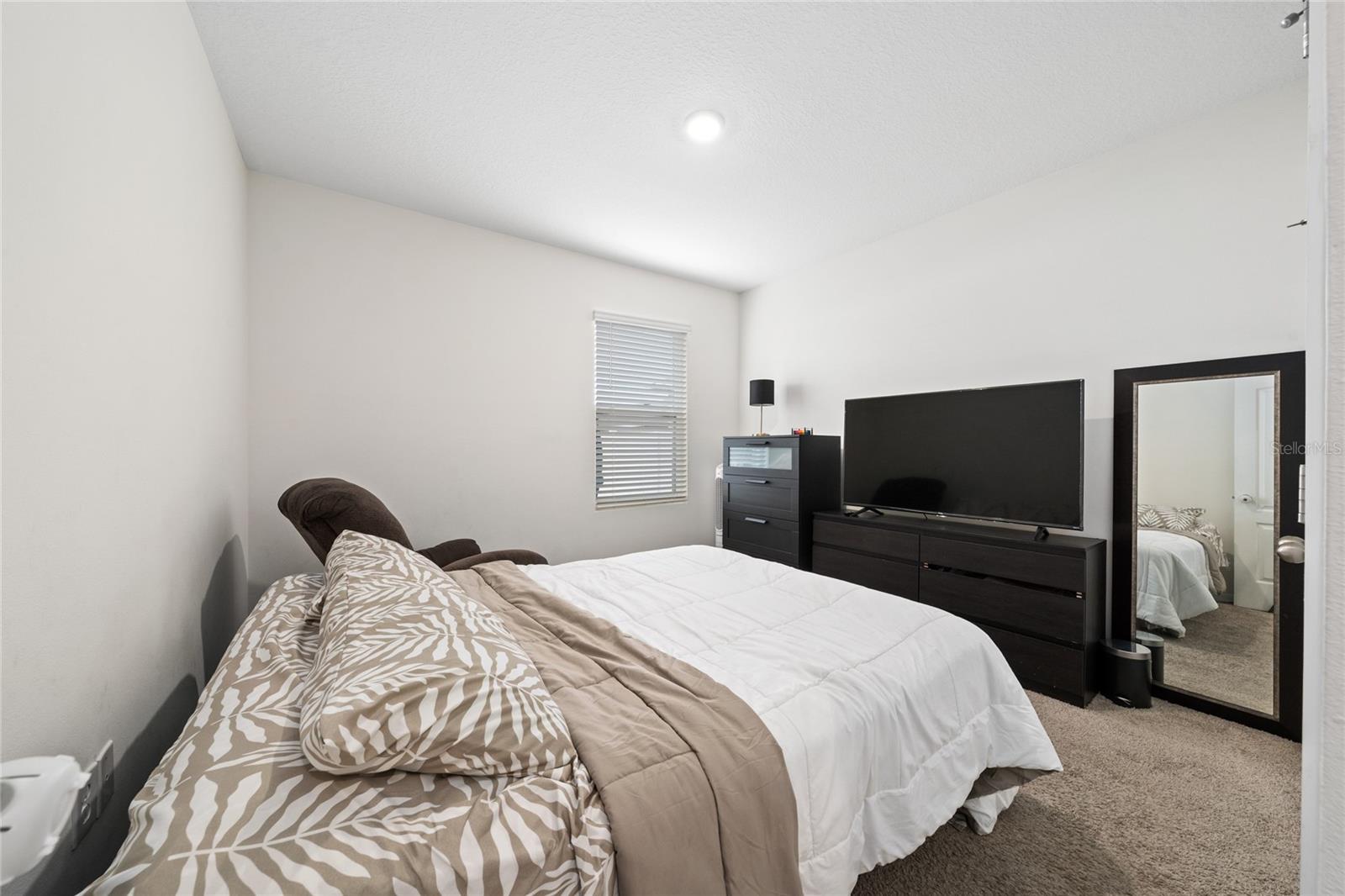 Image 19 of 39 For 1665 Barberry Drive