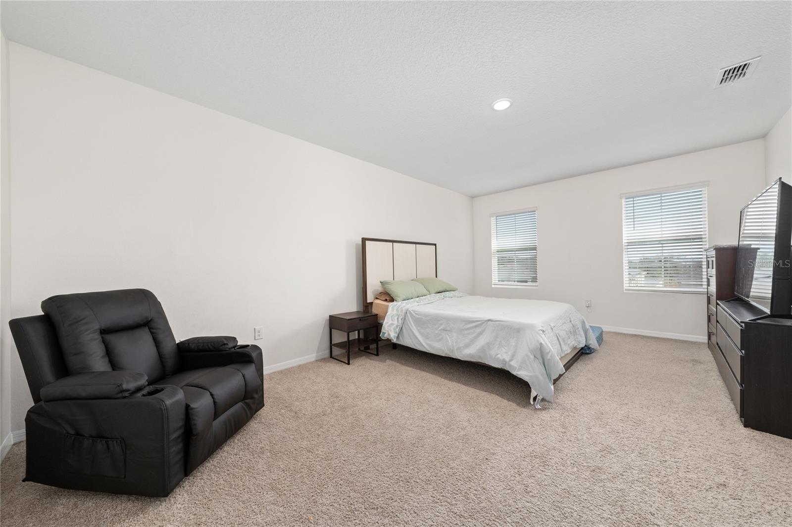 Image 22 of 39 For 1665 Barberry Drive