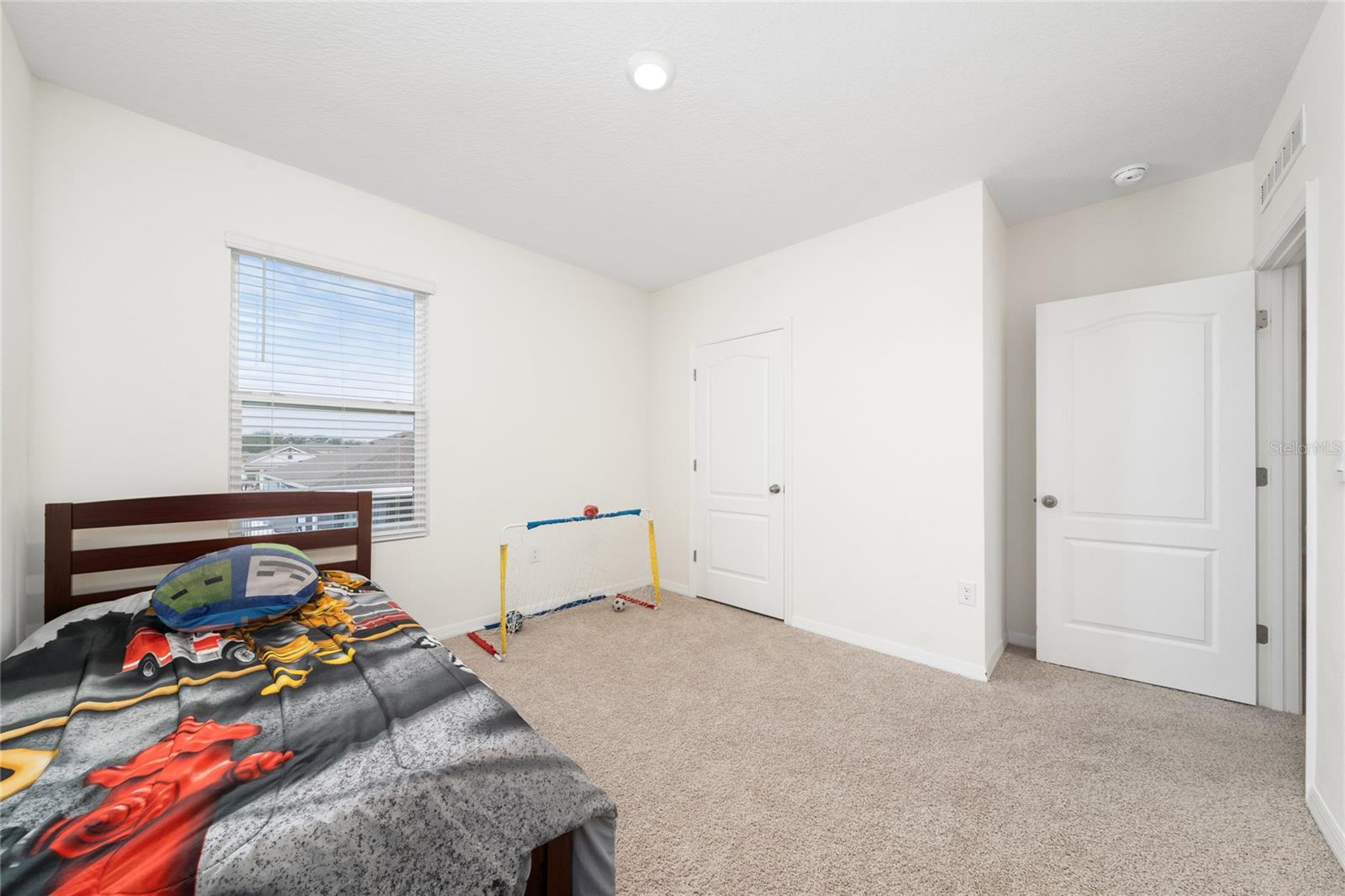 Image 30 of 39 For 1665 Barberry Drive