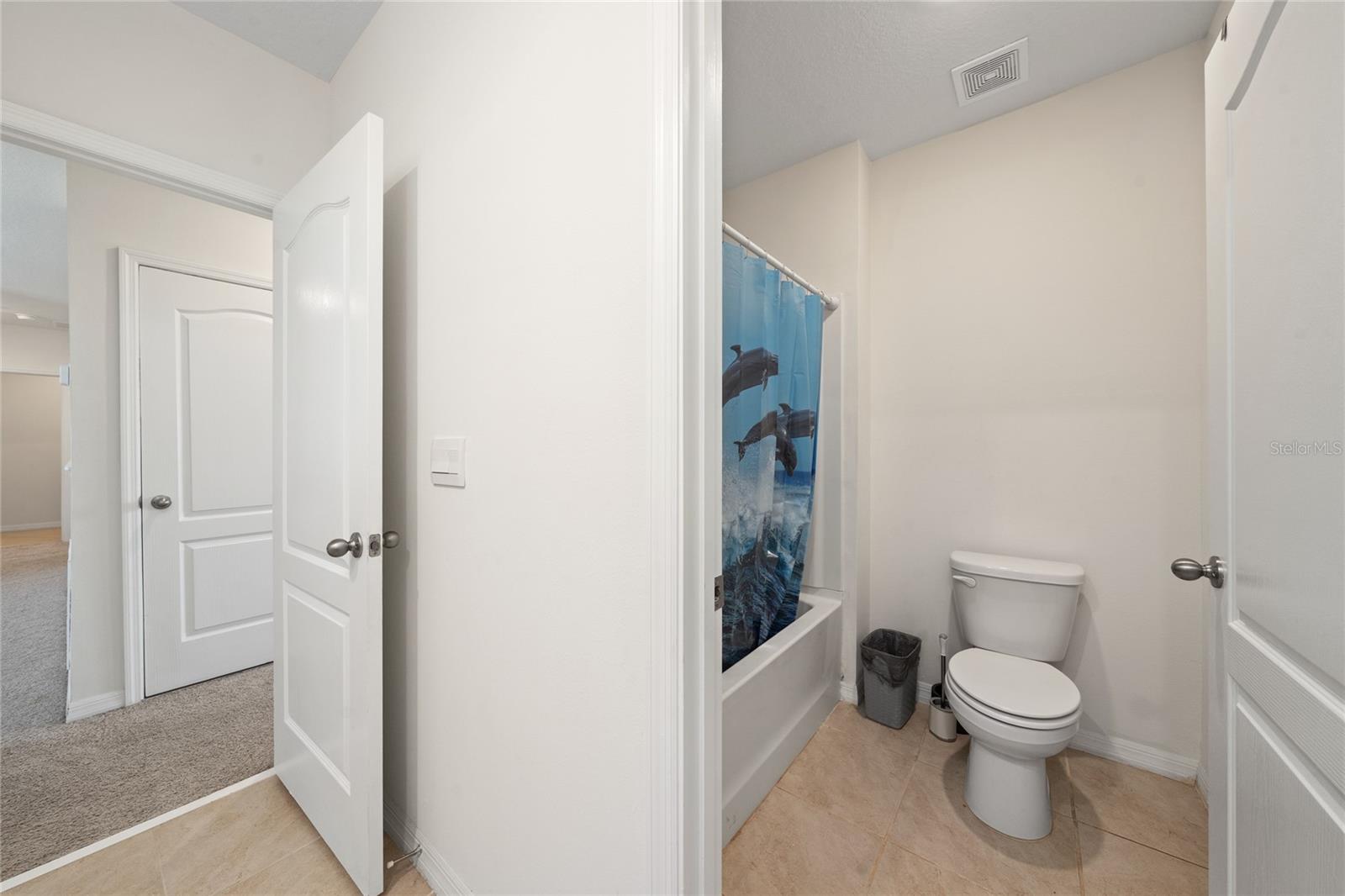 Image 32 of 39 For 1665 Barberry Drive