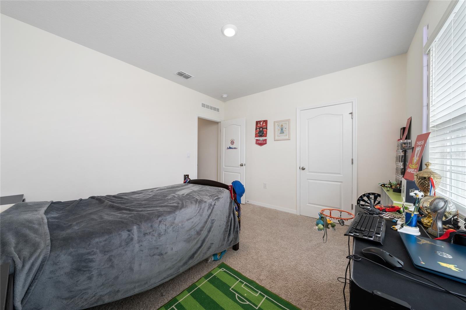 Image 34 of 39 For 1665 Barberry Drive