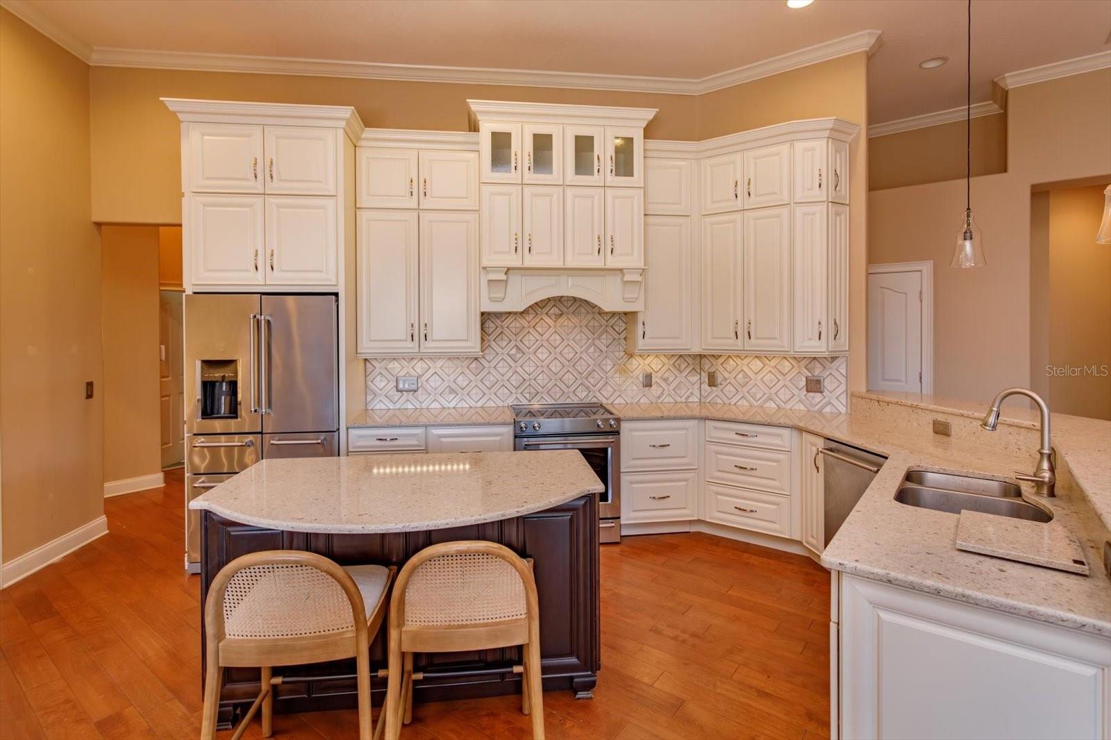 Image 11 of 41 For 8816 Great Cove Drive