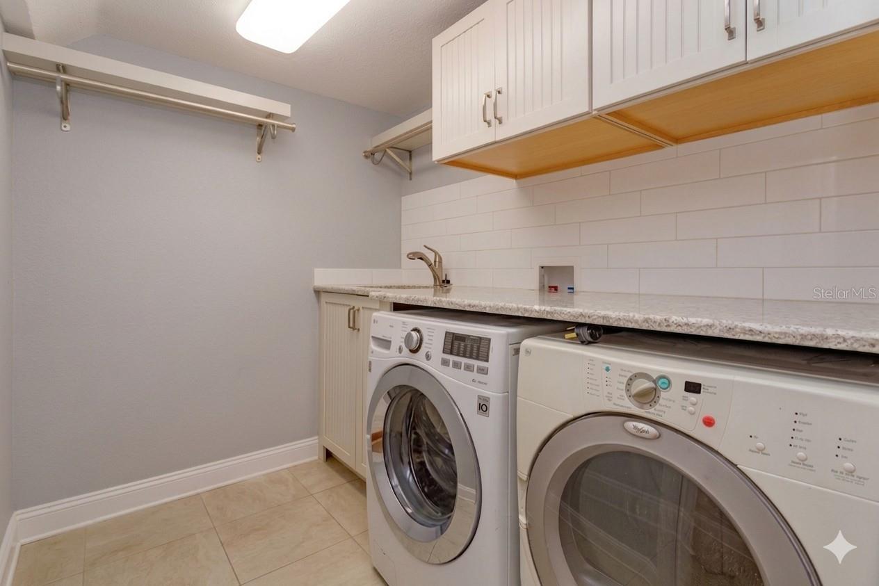 Image 30 of 41 For 8816 Great Cove Drive