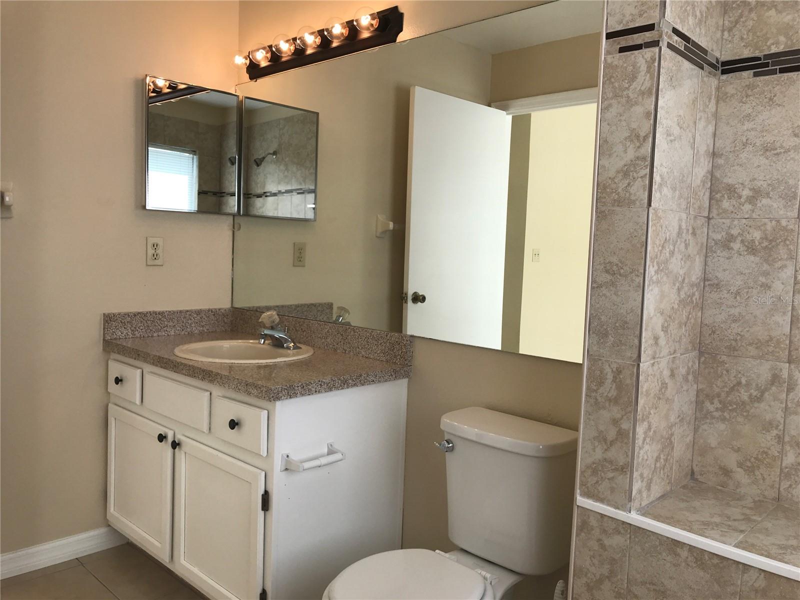 Image 14 of 19 For 12605 Oldcastle Drive