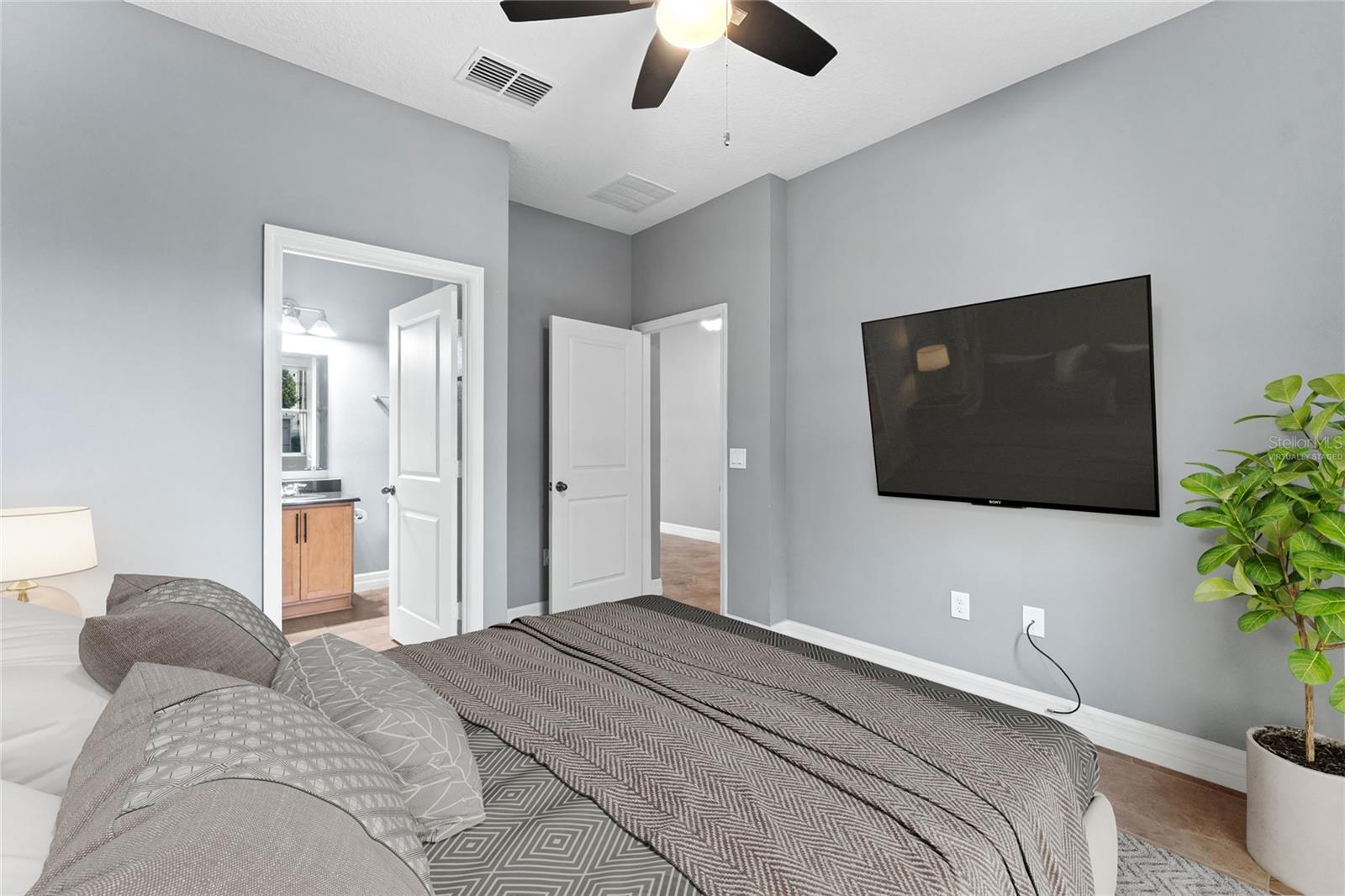 Image 21 of 33 For 14505 Ward Road