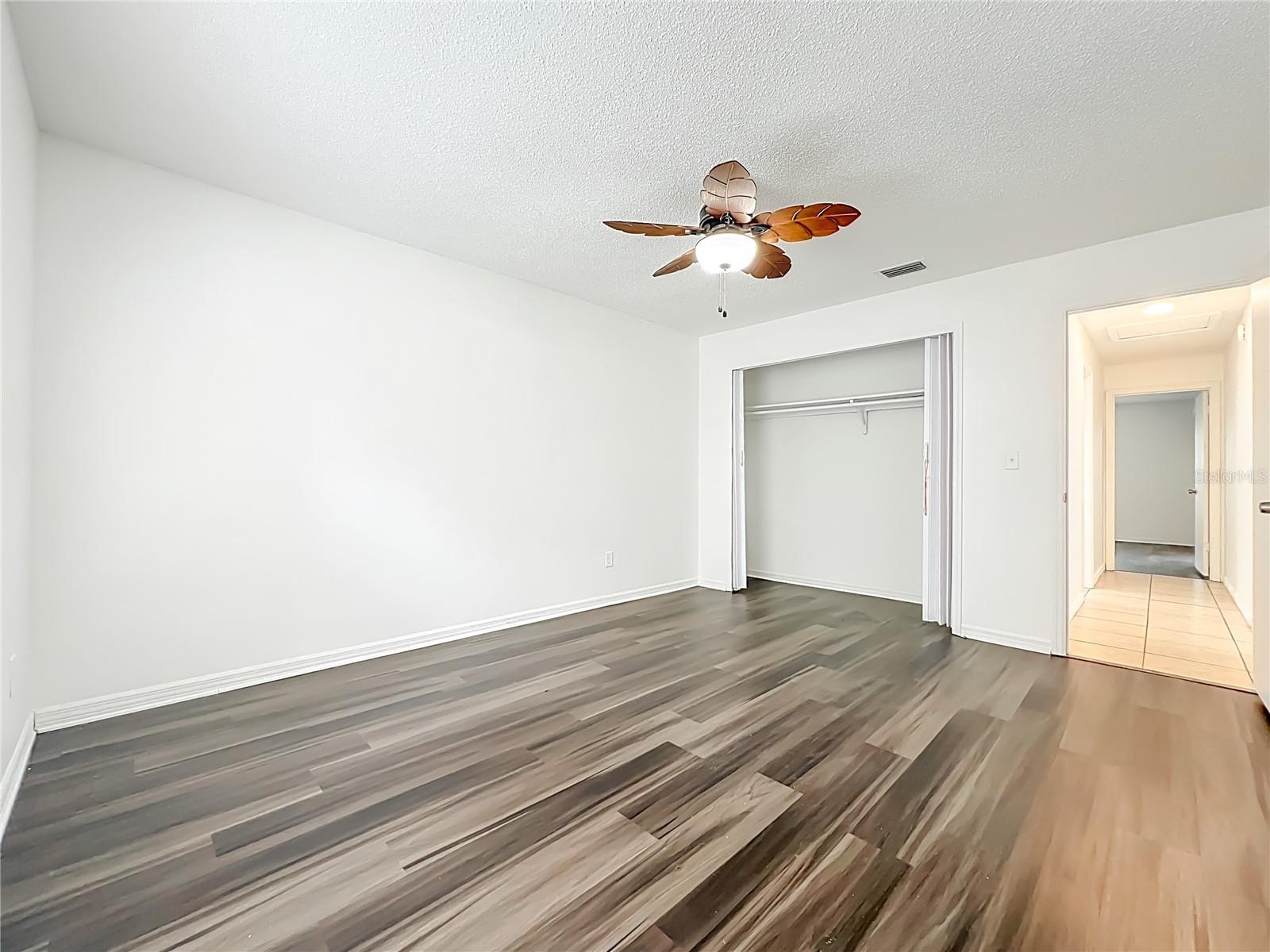 Image 37 of 59 For 1533 Sackett Circle