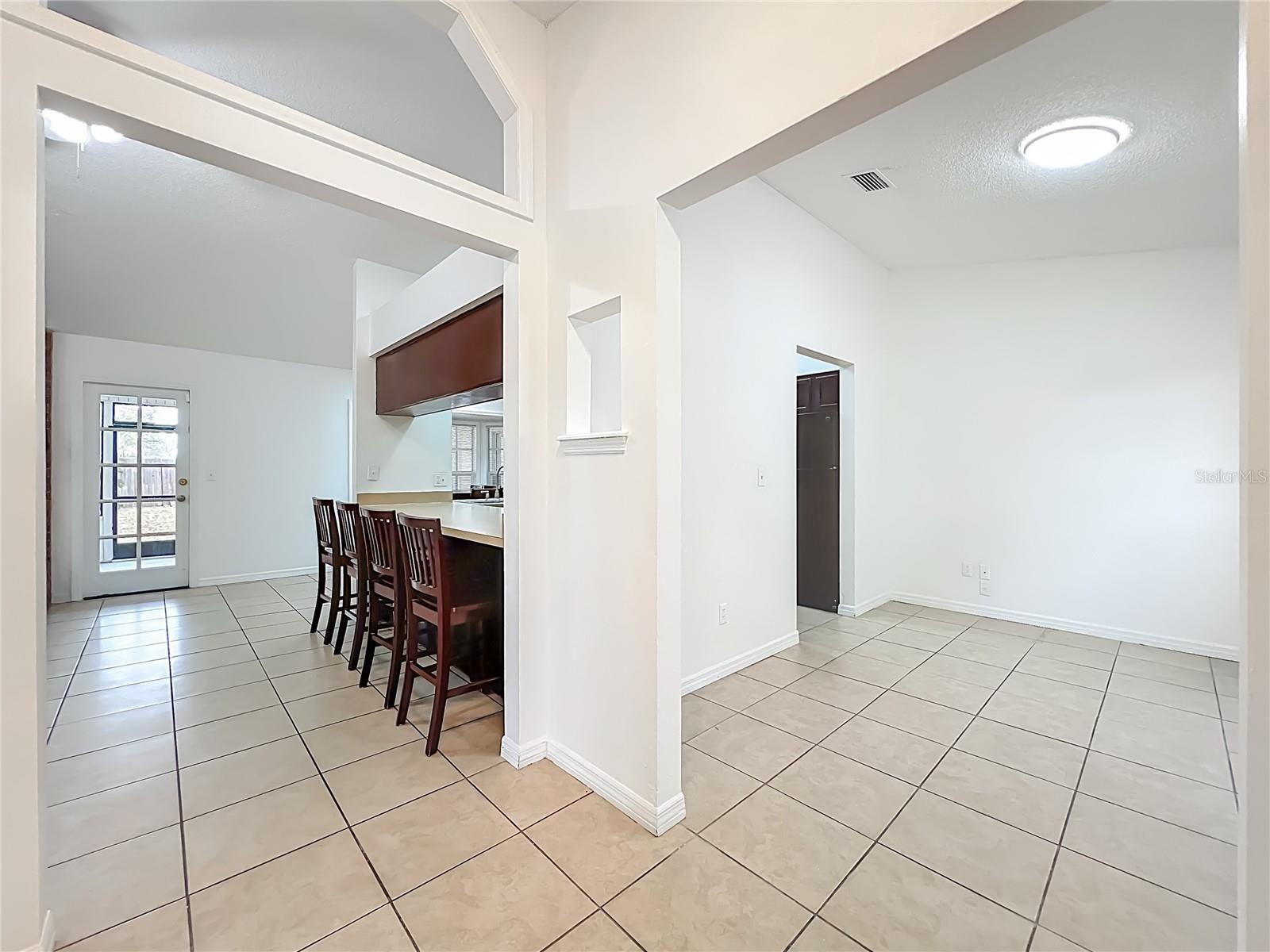 Image 9 of 59 For 1533 Sackett Circle