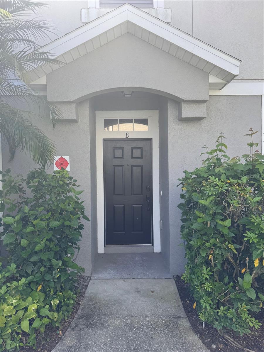 Listing photo id 1 for 6682 Goldenrod Road 137b