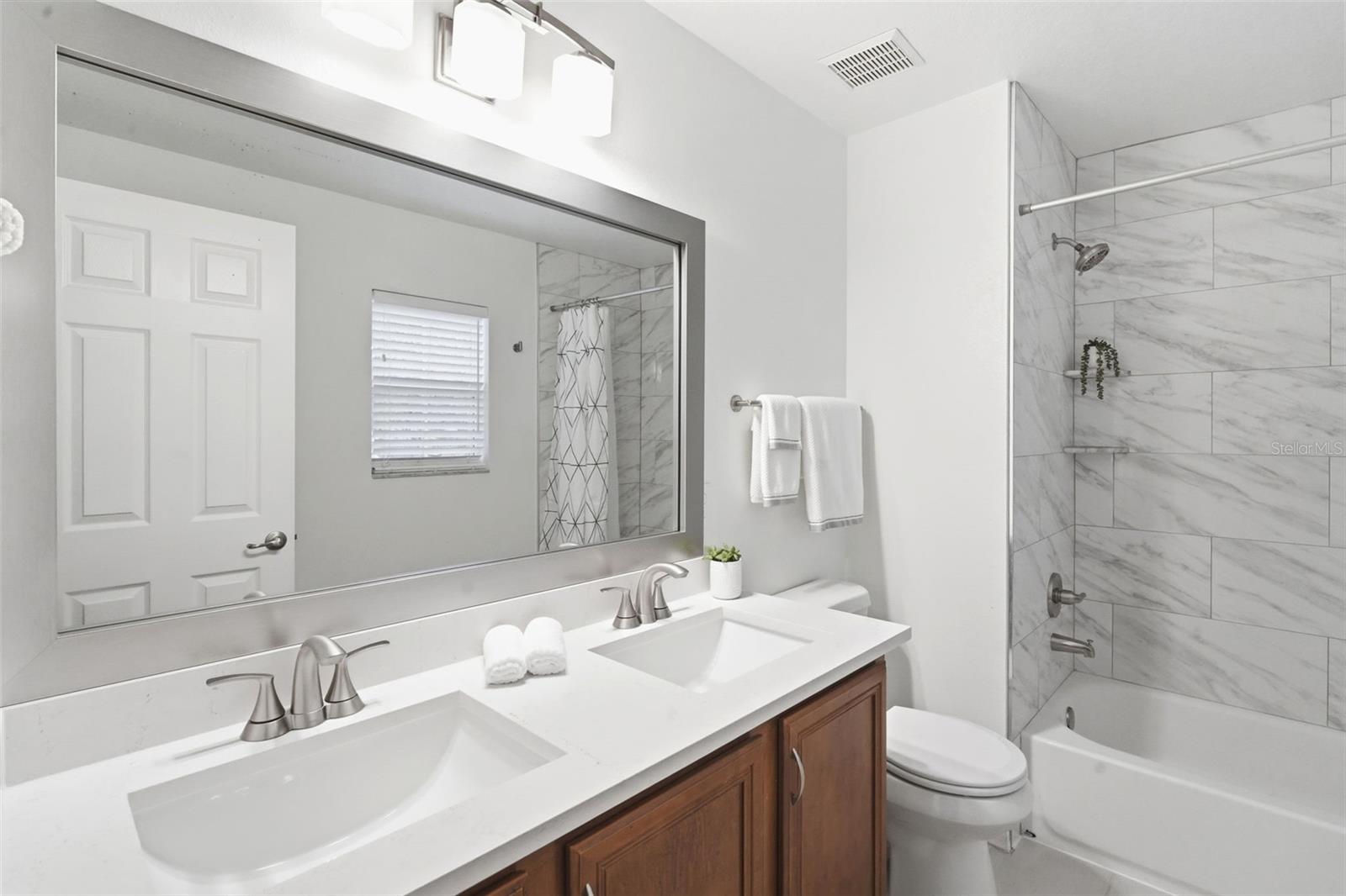 Image 15 of 27 For 13020 Auburn Cove Lane