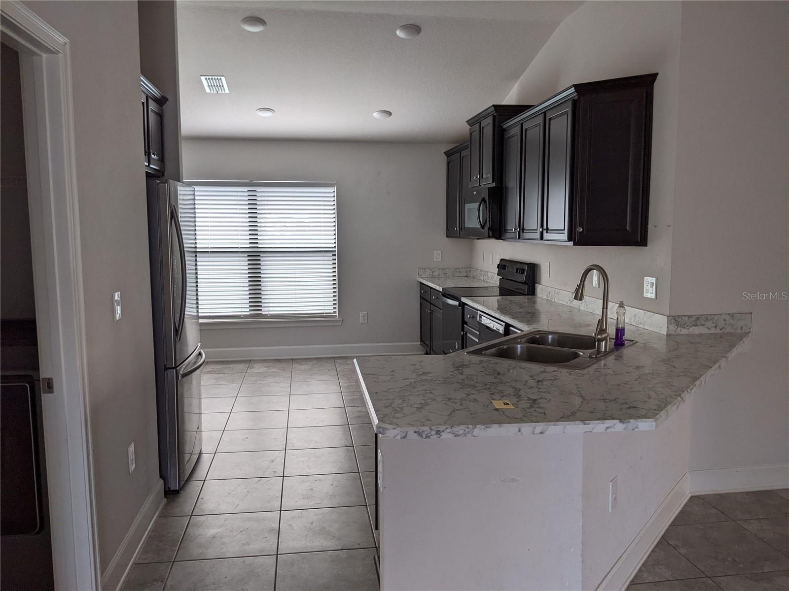 Image 9 of 35 For 384 Citrus Pointe Drive