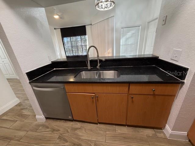 Image 13 of 36 For 2328 Midtown Terrace 1026