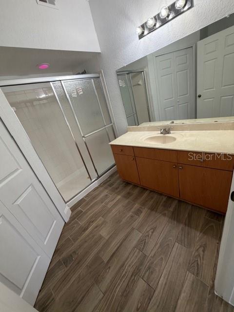 Image 18 of 36 For 2328 Midtown Terrace 1026