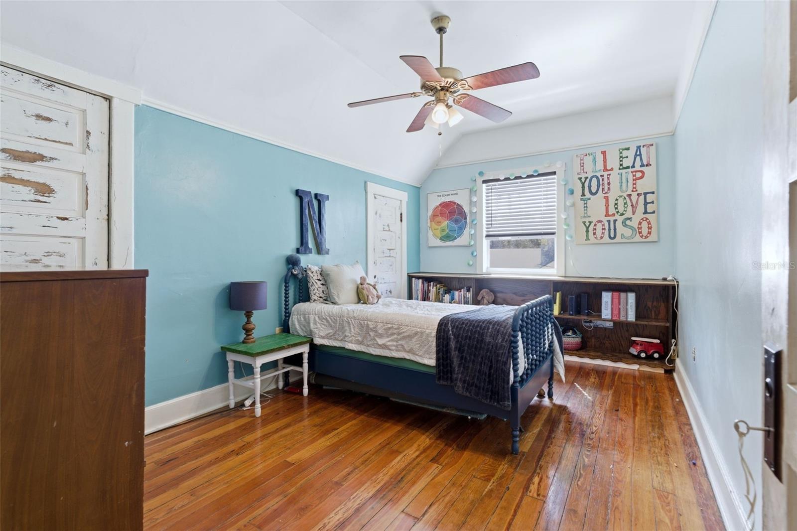 Image 31 of 51 For 138 Kentucky Avenue