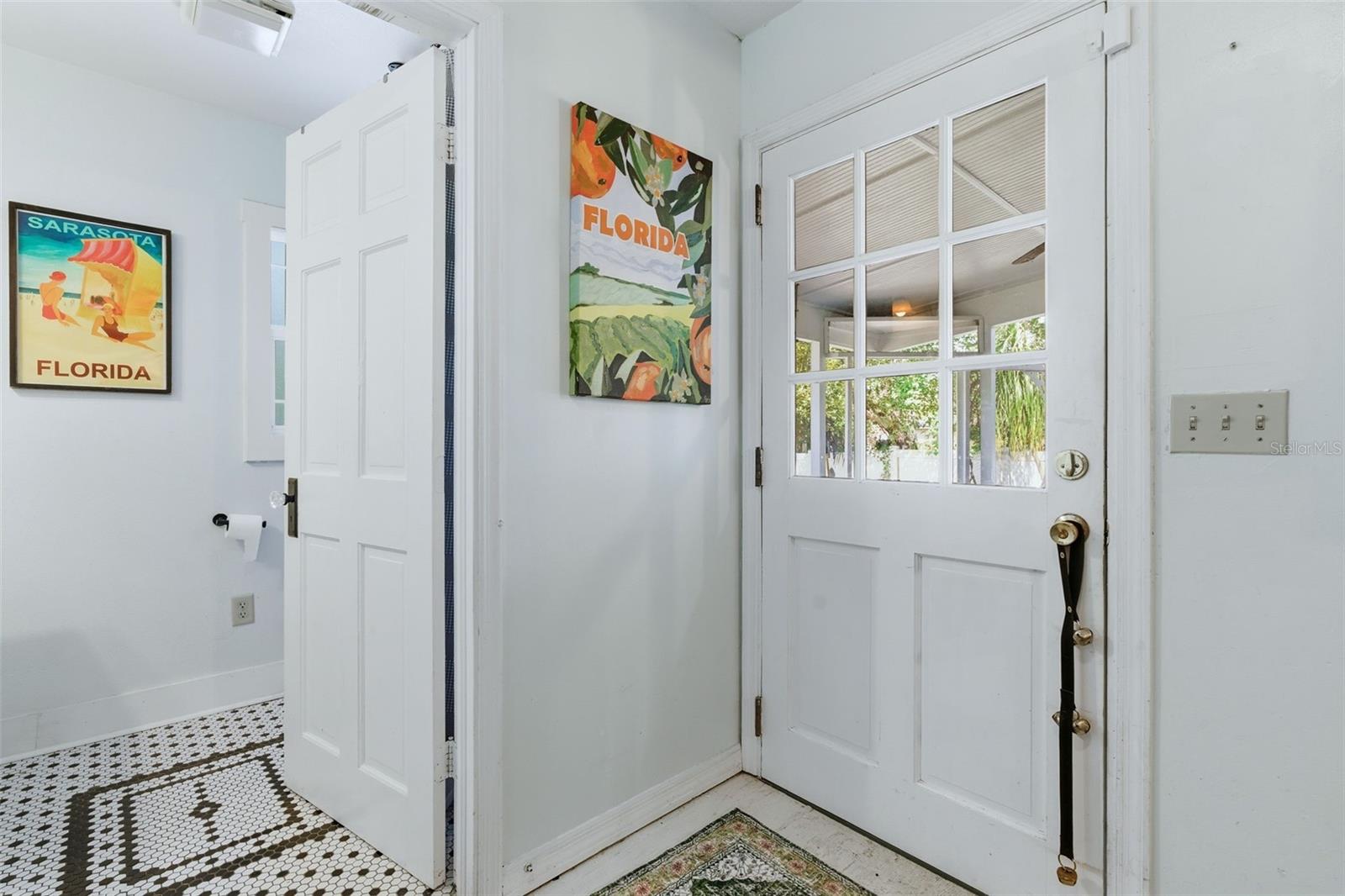 Image 32 of 51 For 138 Kentucky Avenue