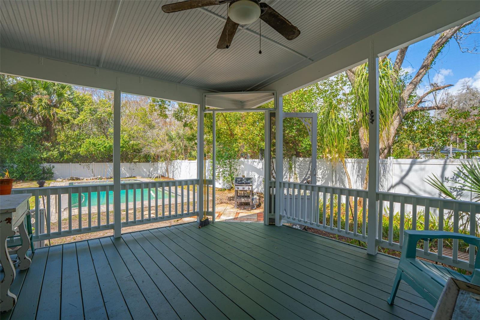 Image 34 of 51 For 138 Kentucky Avenue