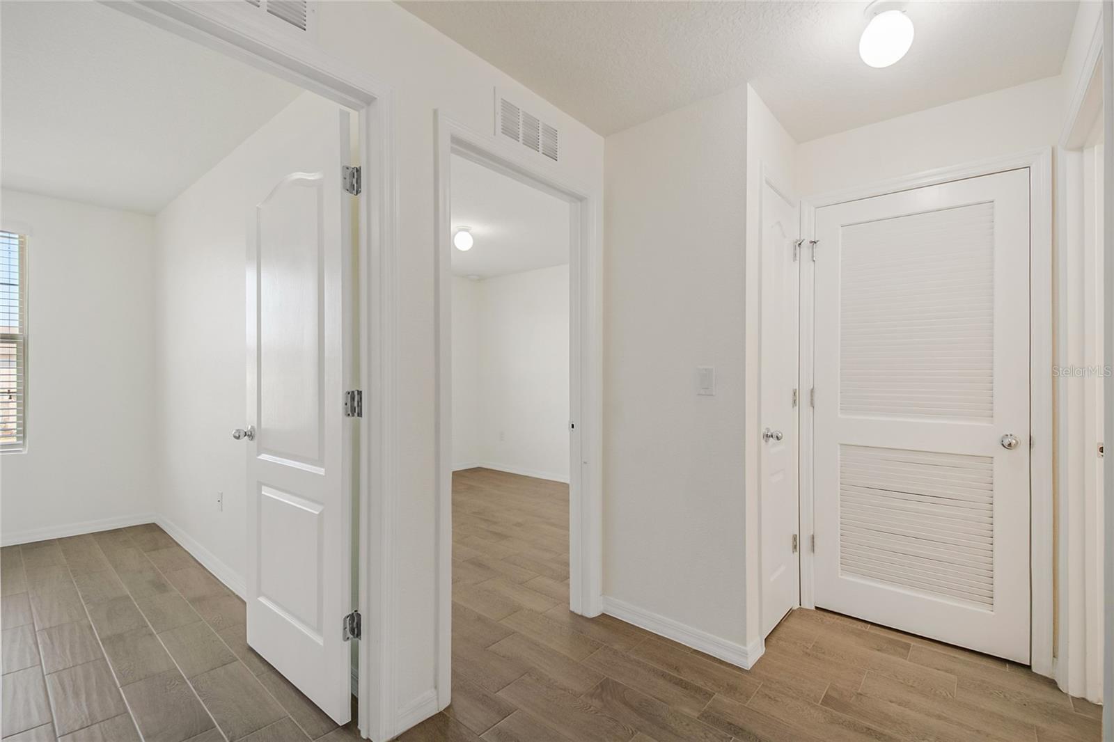 Image 31 of 44 For 1404 Dusty Stone Lane