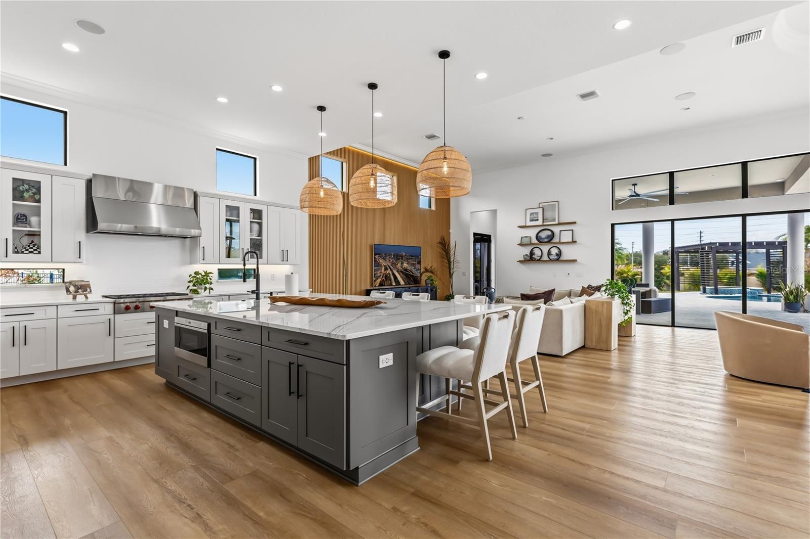 Image 16 of 97 For 4029 Isabella Circle